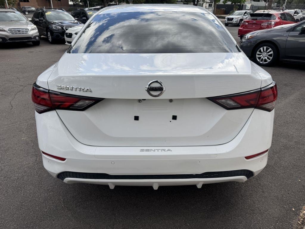 Nissan Sentra S 2021