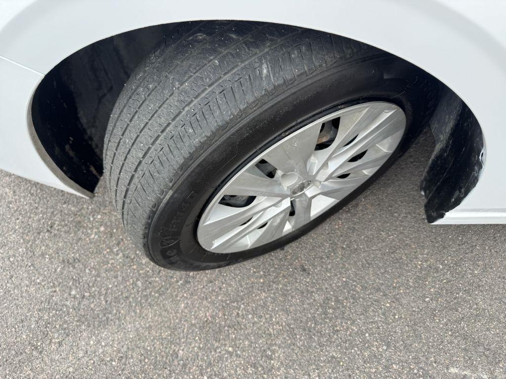 Nissan Sentra S 2021