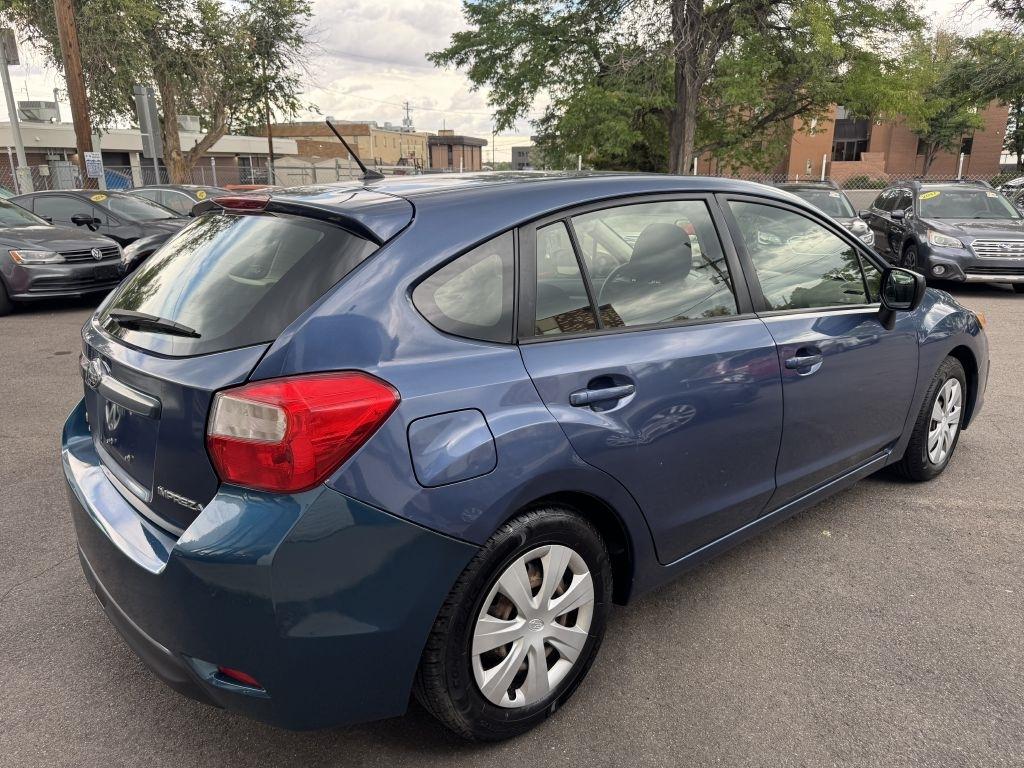 Subaru Impreza Base 5-Door 2012