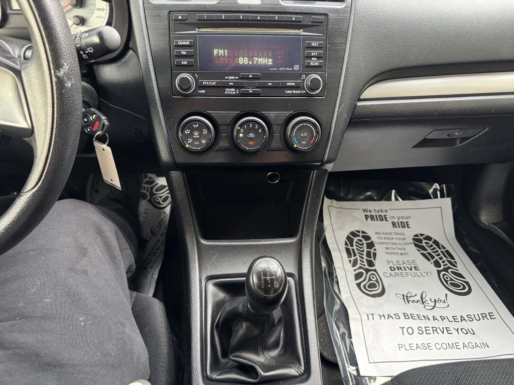 Subaru Impreza Base 5-Door 2012