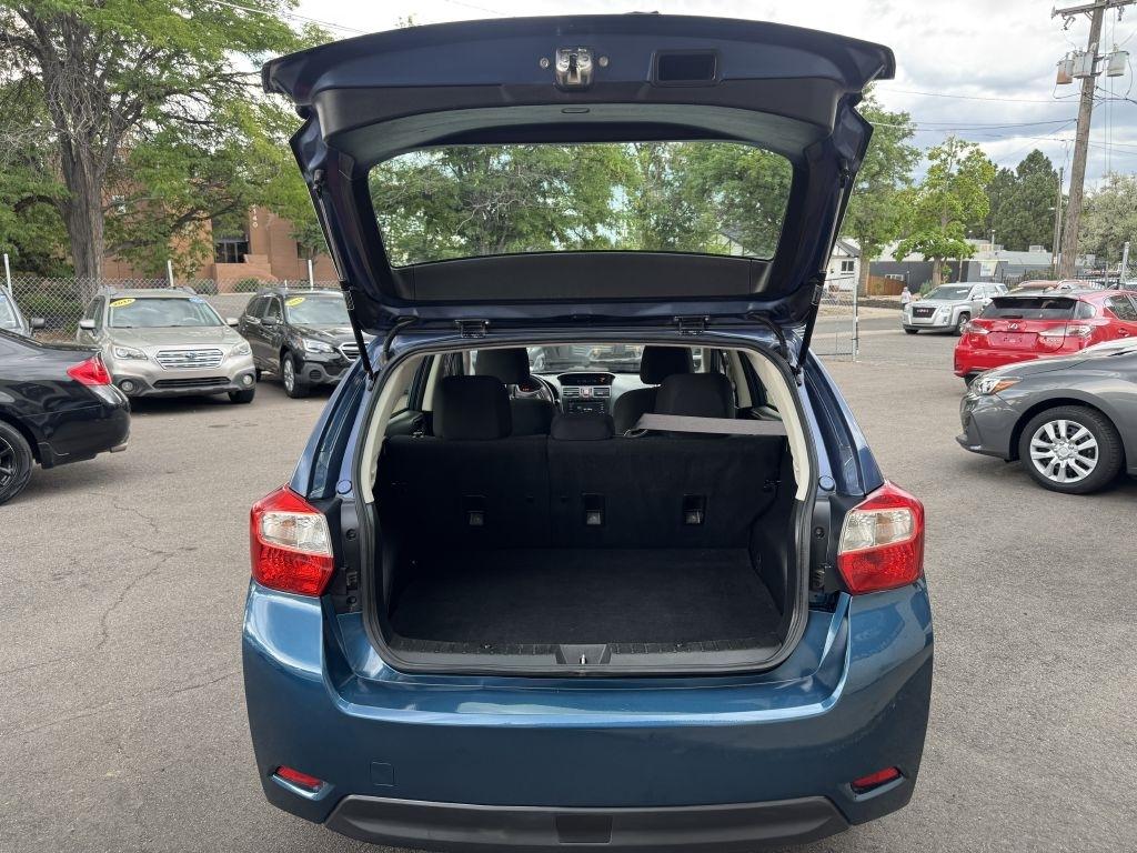 Subaru Impreza Base 5-Door 2012