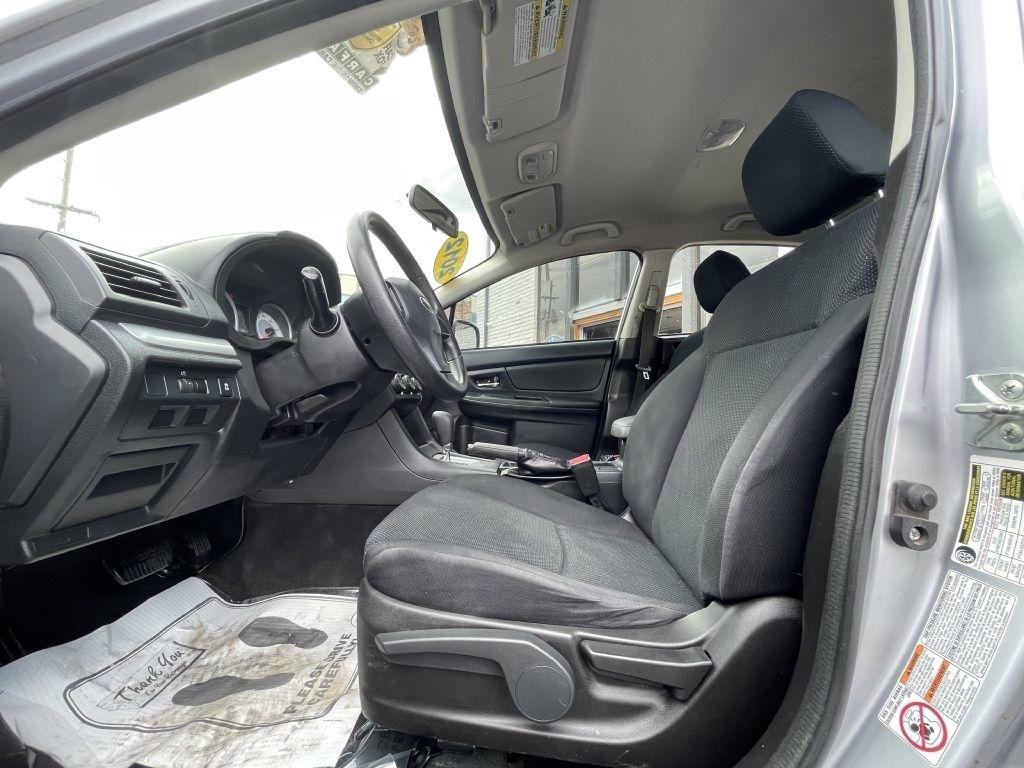 Subaru Impreza Base 5-Door 2012