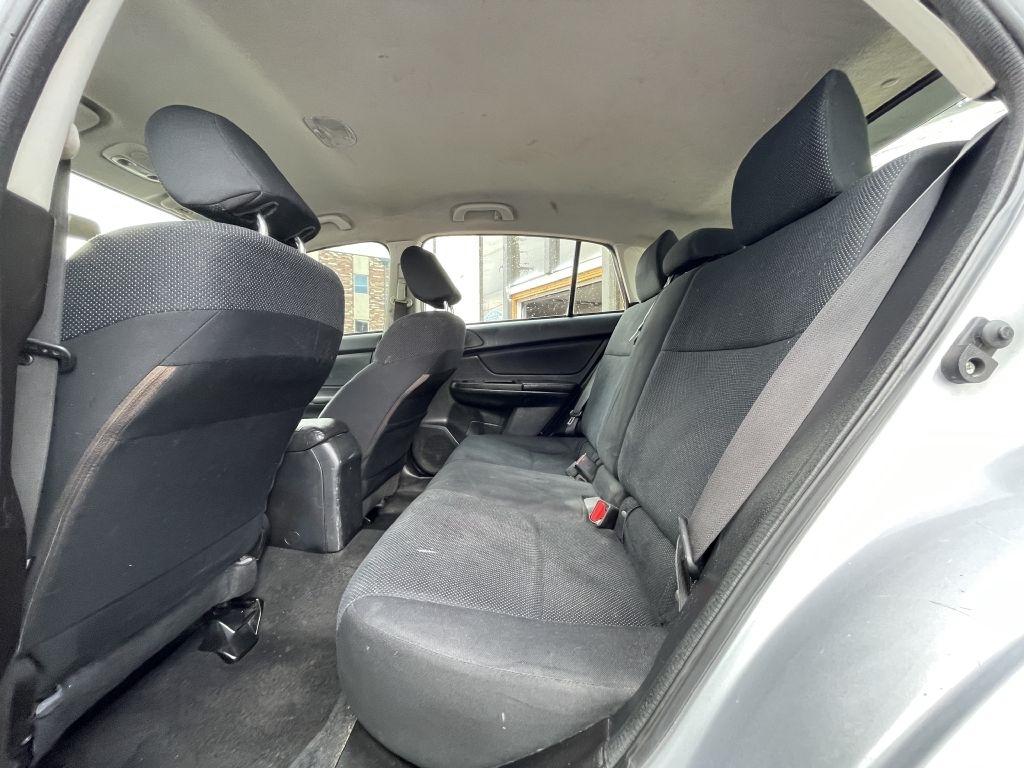 Subaru Impreza Base 5-Door 2012