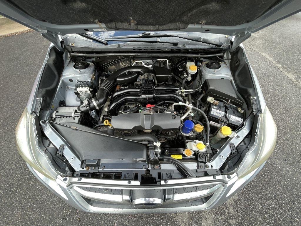 Subaru Impreza Base 5-Door 2012