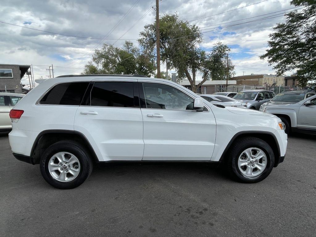 Jeep Grand Cherokee Laredo 4WD 2015