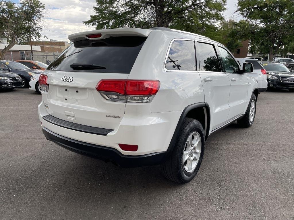 Jeep Grand Cherokee Laredo 4WD 2015
