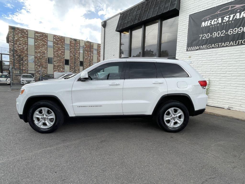 Jeep Grand Cherokee Laredo 4WD 2015