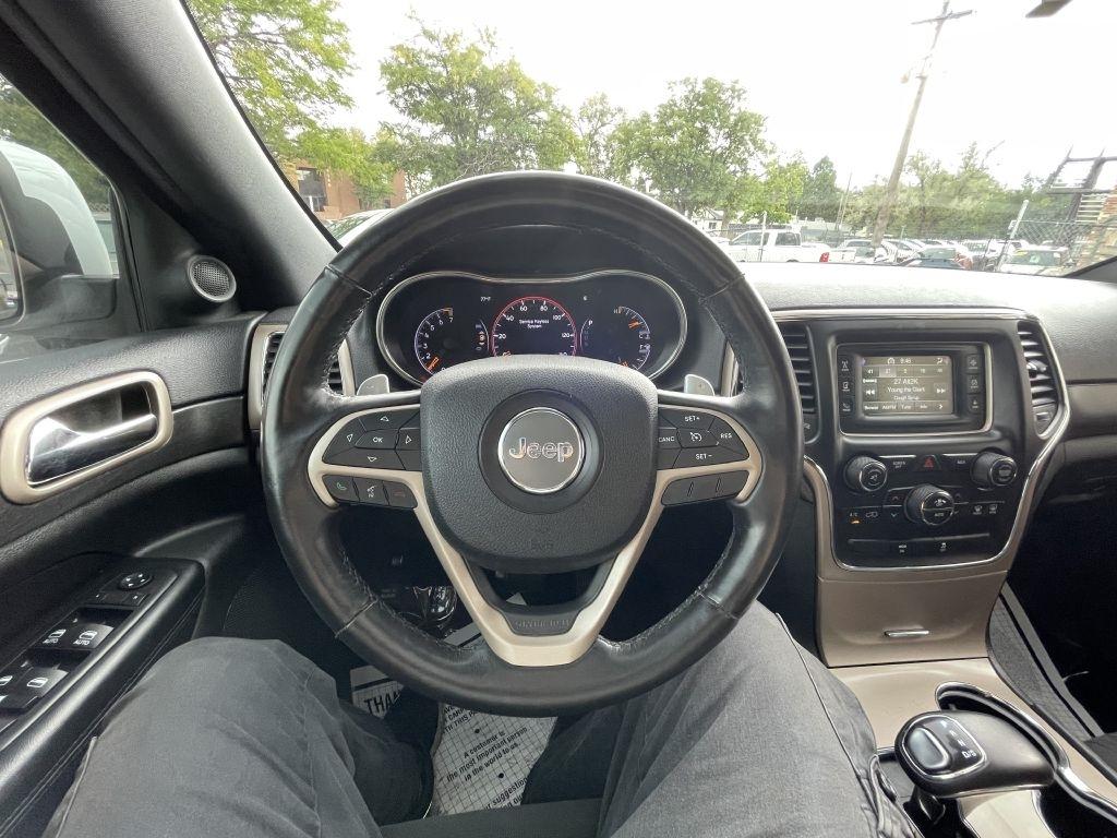 Jeep Grand Cherokee Laredo 4WD 2015