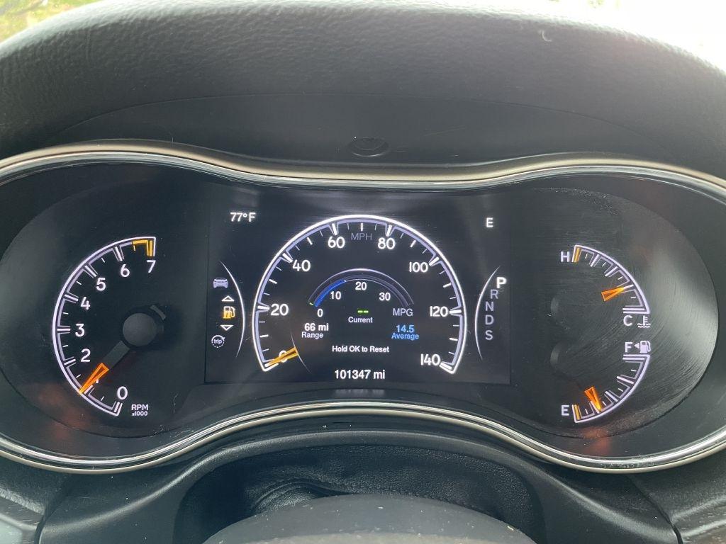 Jeep Grand Cherokee Laredo 4WD 2015