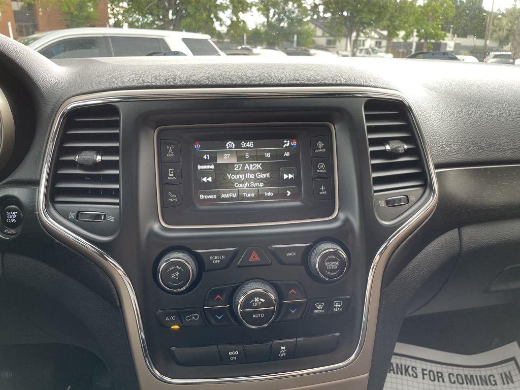 Jeep Grand Cherokee Laredo 4WD 2015