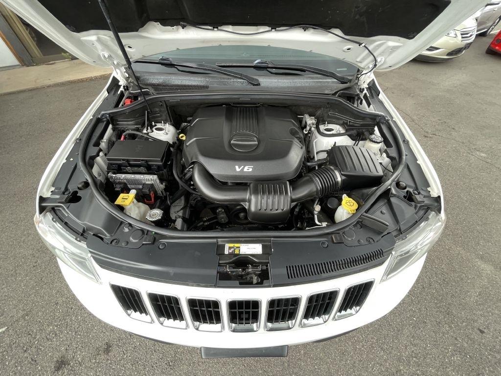 Jeep Grand Cherokee Laredo 4WD 2015