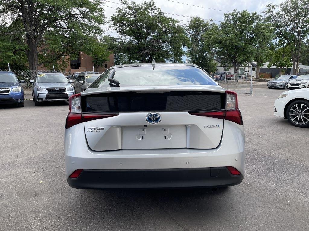 Toyota Prius LE AWD-e 2021