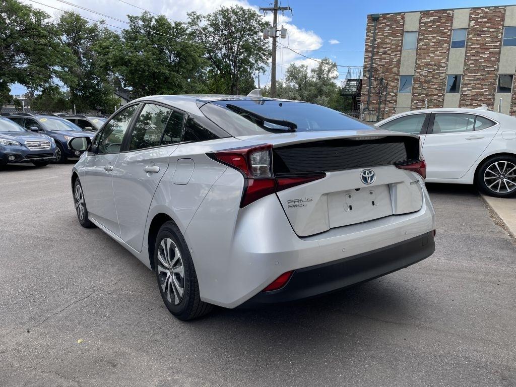 Toyota Prius LE AWD-e 2021