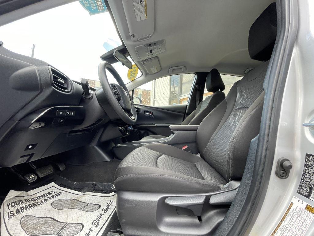 Toyota Prius LE AWD-e 2021