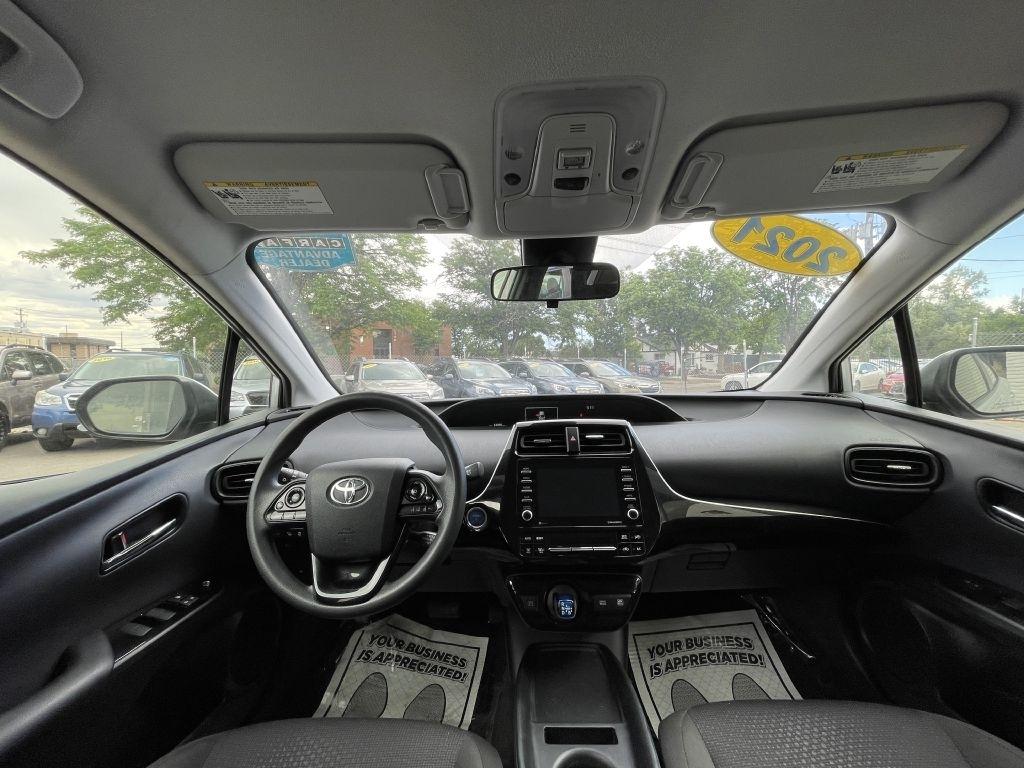 Toyota Prius LE AWD-e 2021