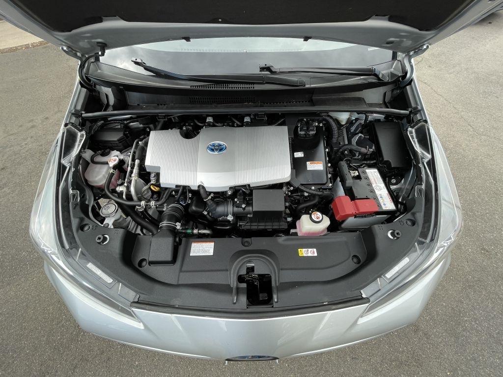 Toyota Prius LE AWD-e 2021