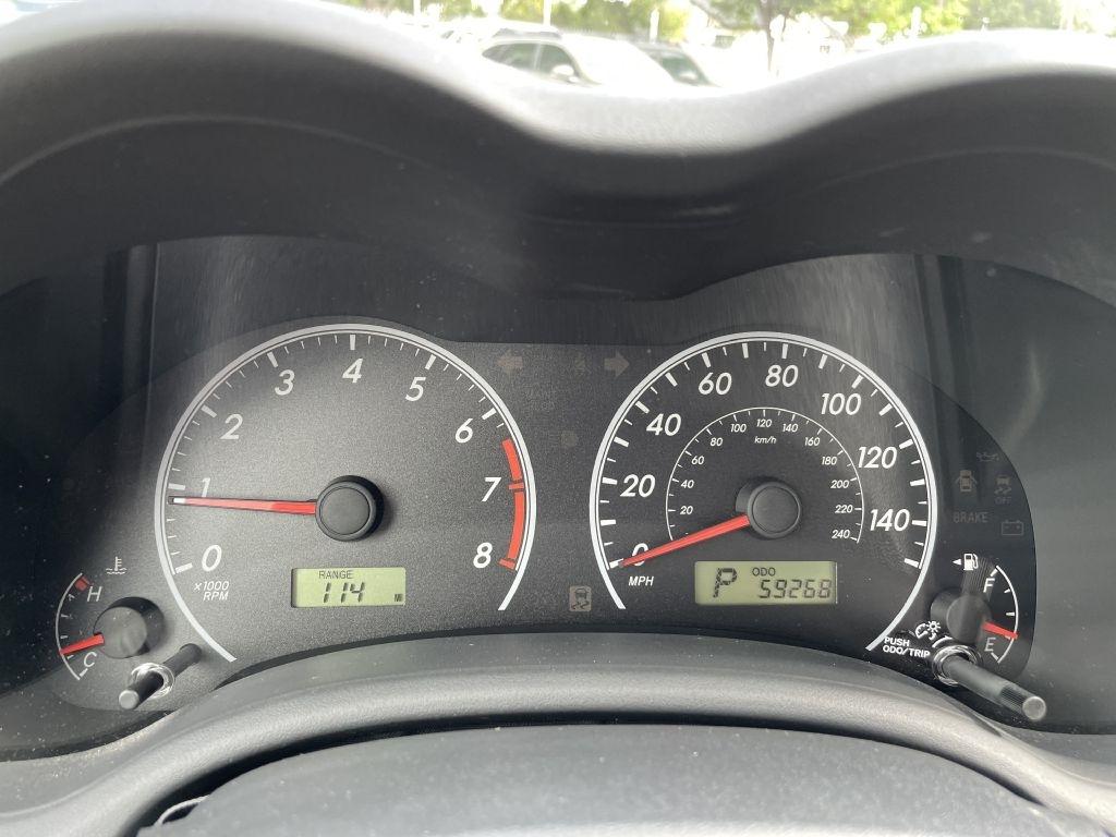 Toyota Corolla L 5-Speed MT 2012