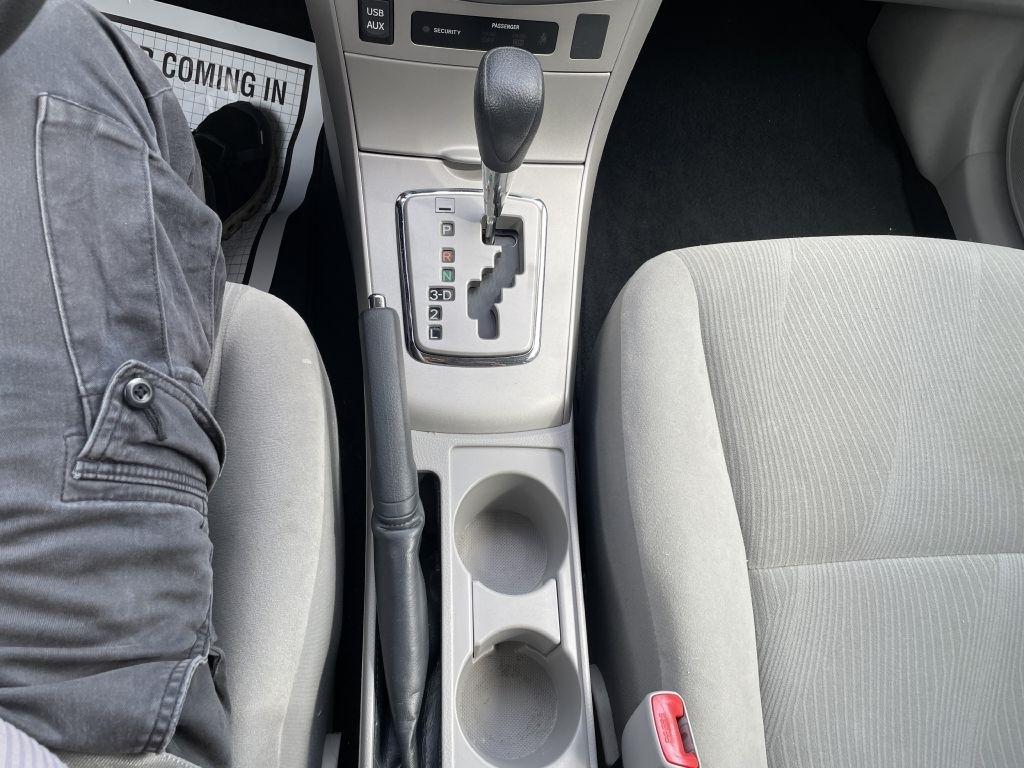 Toyota Corolla L 5-Speed MT 2012