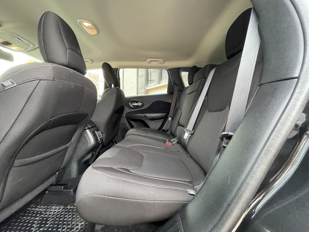 Jeep Cherokee Latitude 4WD 2015