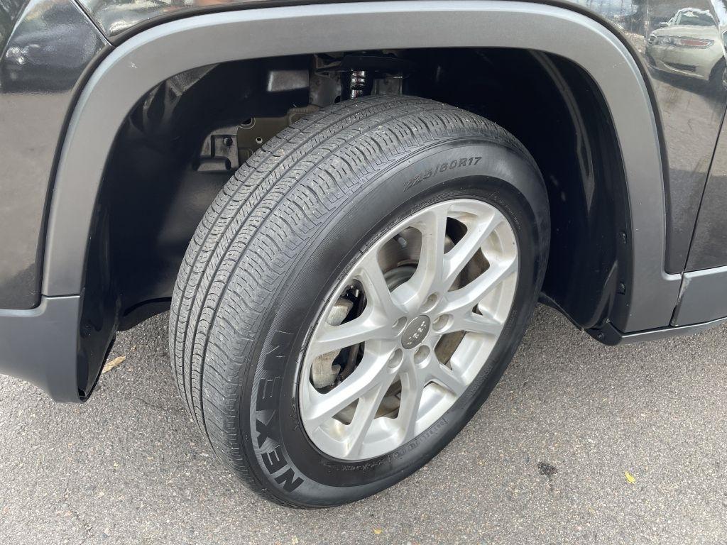Jeep Cherokee Latitude 4WD 2015
