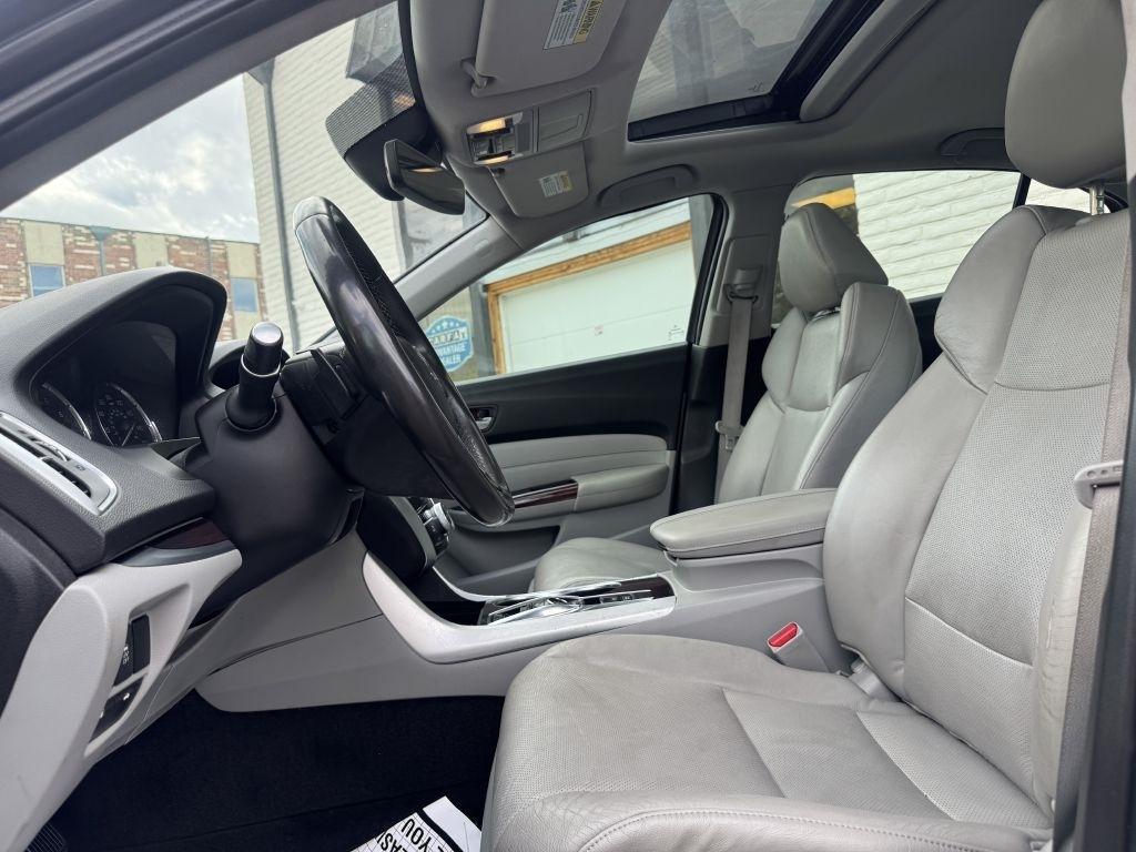 Acura TLX 9-Spd AT w/Technology Package 2015