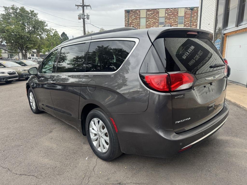 Chrysler Pacifica Touring-L 2017