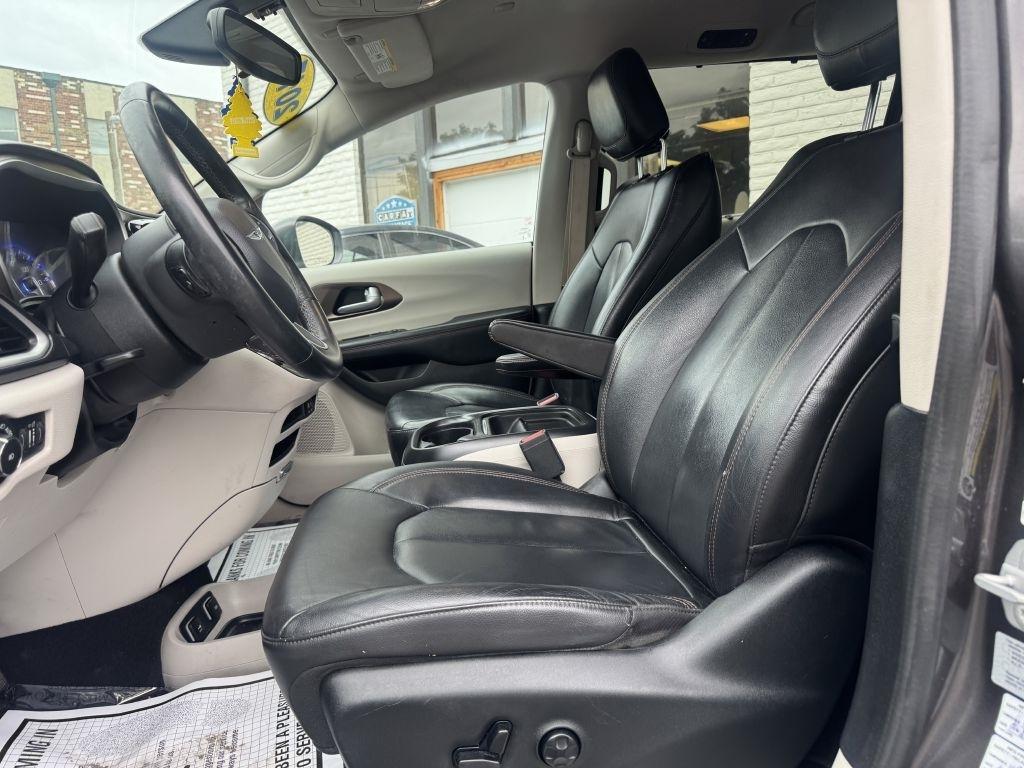 Chrysler Pacifica Touring-L 2017
