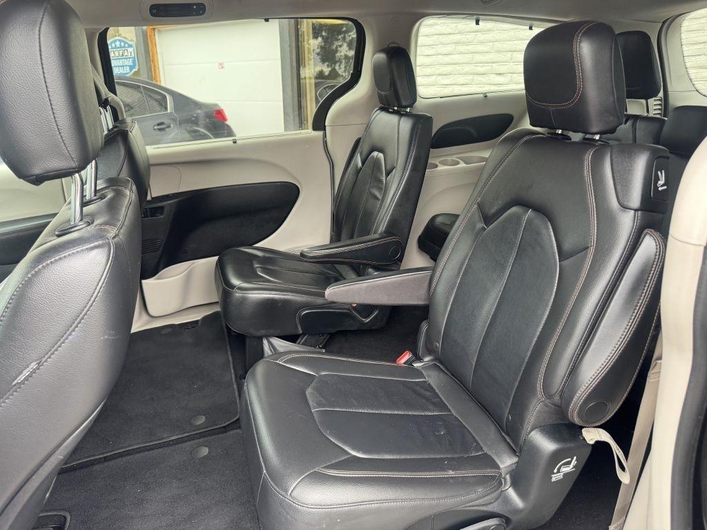 Chrysler Pacifica Touring-L 2017