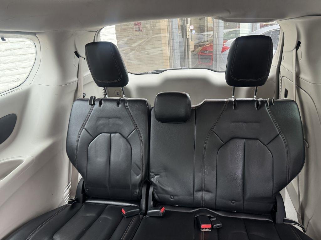 Chrysler Pacifica Touring-L 2017