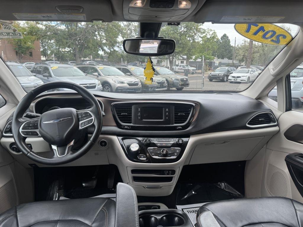 Chrysler Pacifica Touring-L 2017