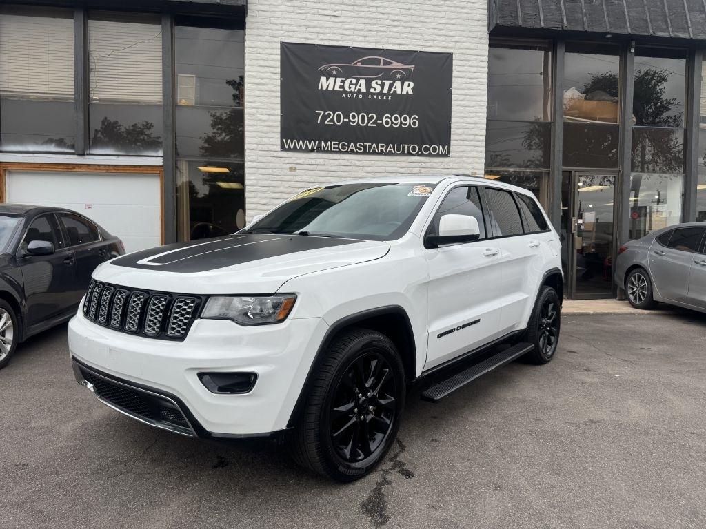 Jeep Grand Cherokee Laredo 4WD 2019