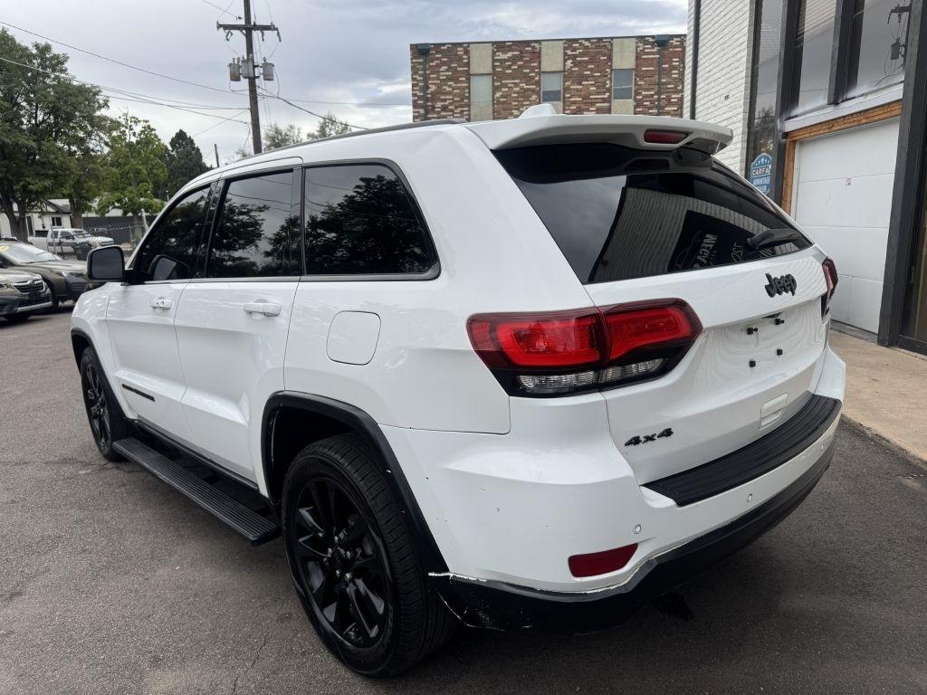 Jeep Grand Cherokee Laredo 4WD 2019