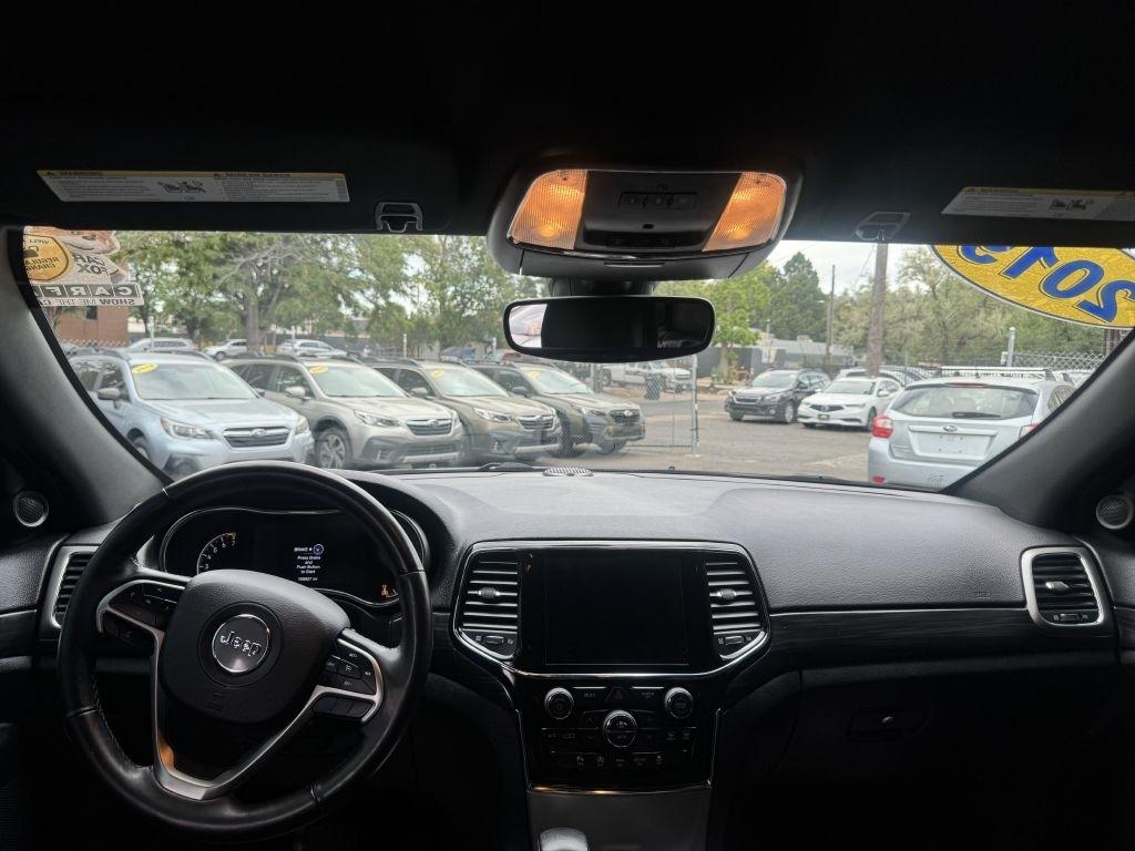 Jeep Grand Cherokee Laredo 4WD 2019