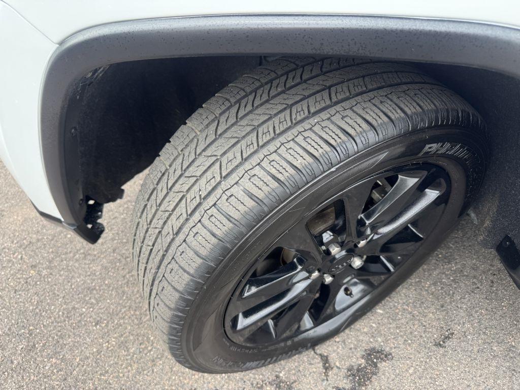 Jeep Grand Cherokee Laredo 4WD 2019