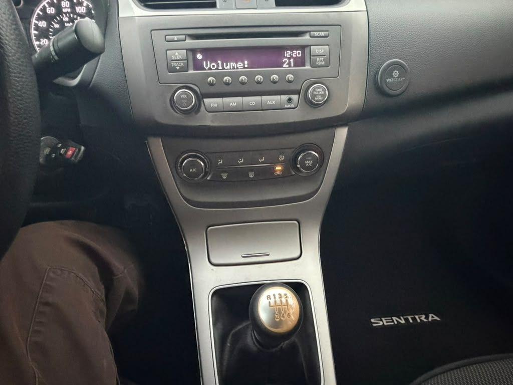 Nissan Sentra SV 2014
