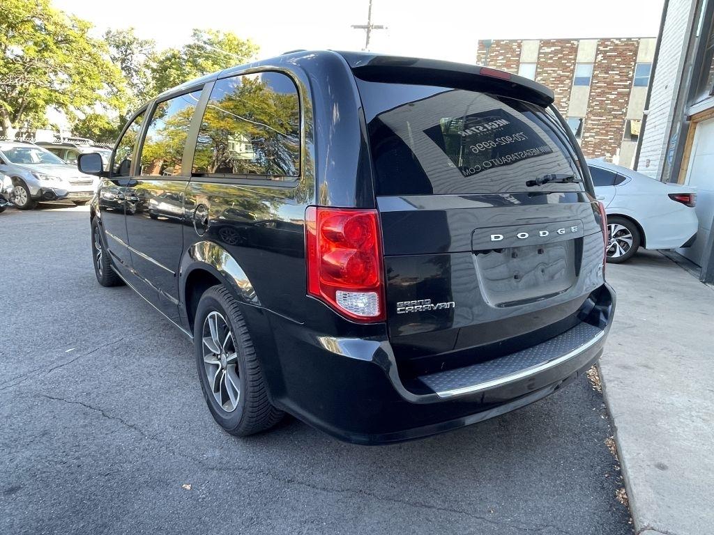 Dodge Grand Caravan R/T 2016