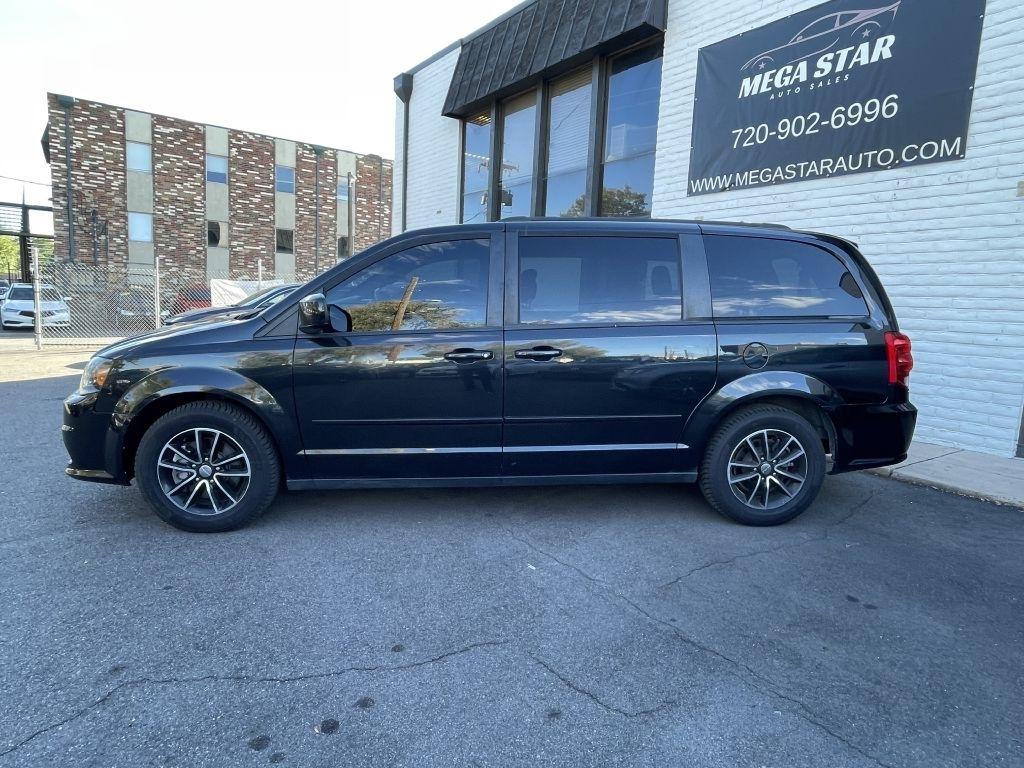 Dodge Grand Caravan R/T 2016