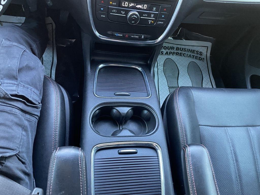 Dodge Grand Caravan R/T 2016