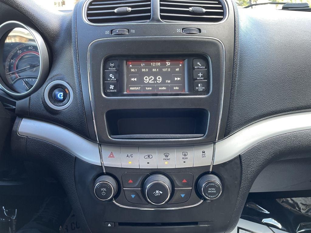 Dodge Journey SXT AWD 2012