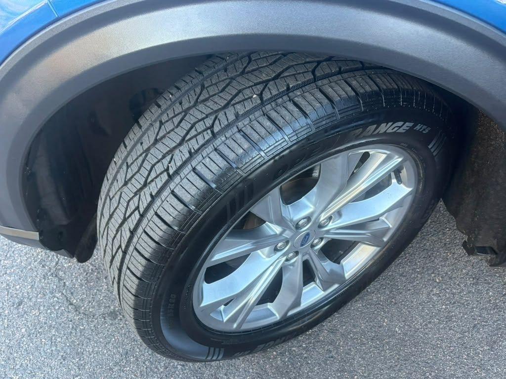 Ford Explorer XLT AWD 2020