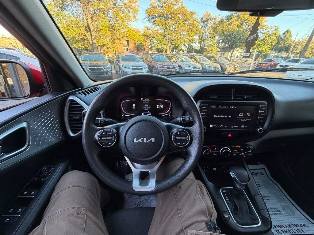 Kia Soul LX CVT 2023