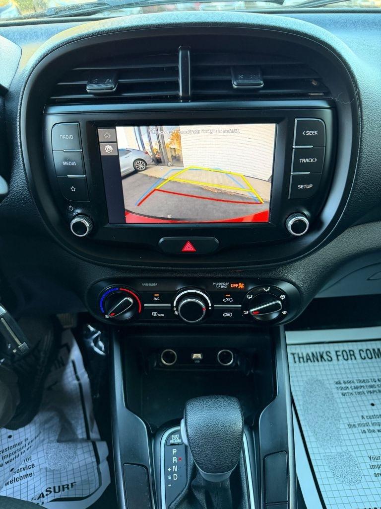 Kia Soul LX CVT 2023