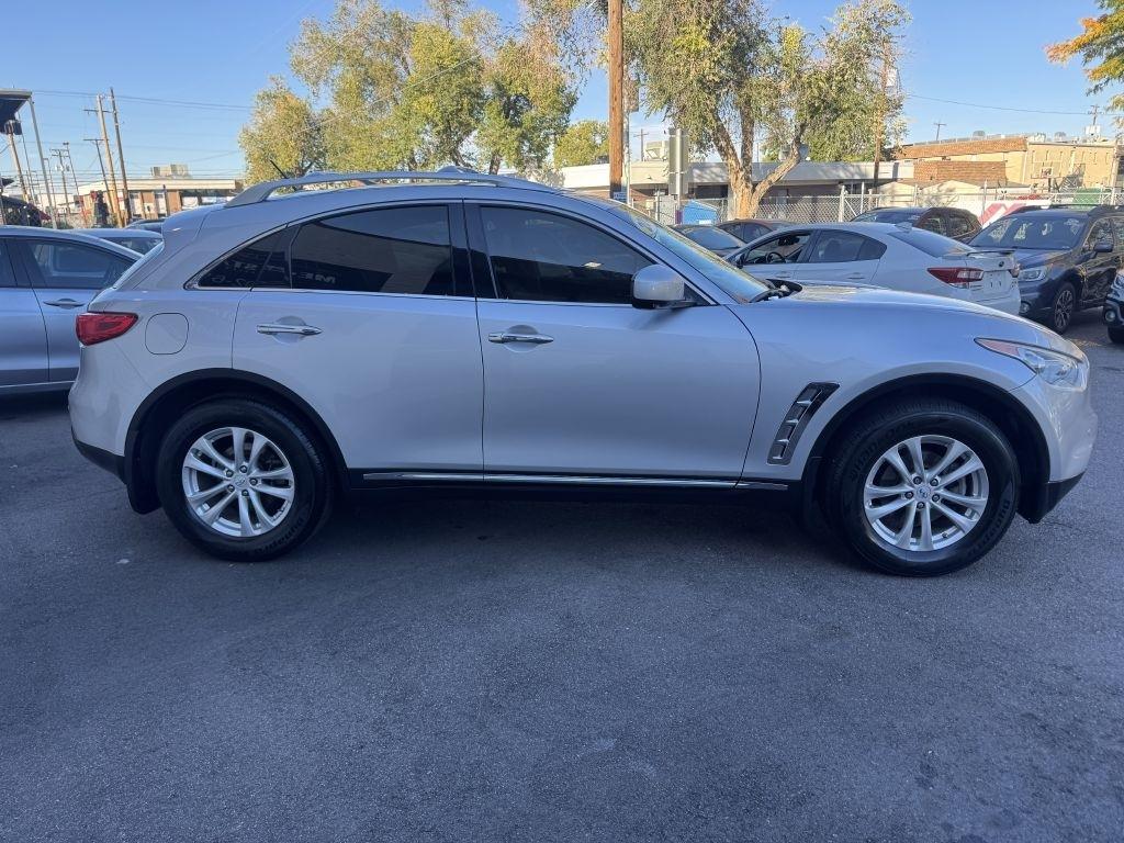 Infiniti FX FX35 AWD 2012