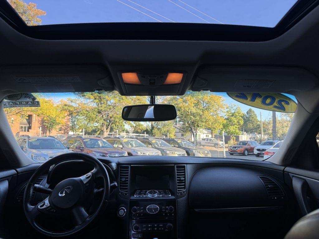 Infiniti FX FX35 AWD 2012