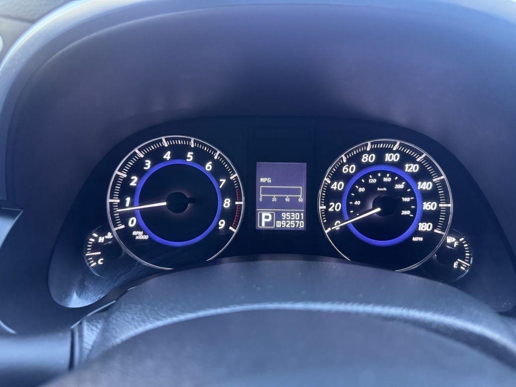Infiniti FX FX35 AWD 2012