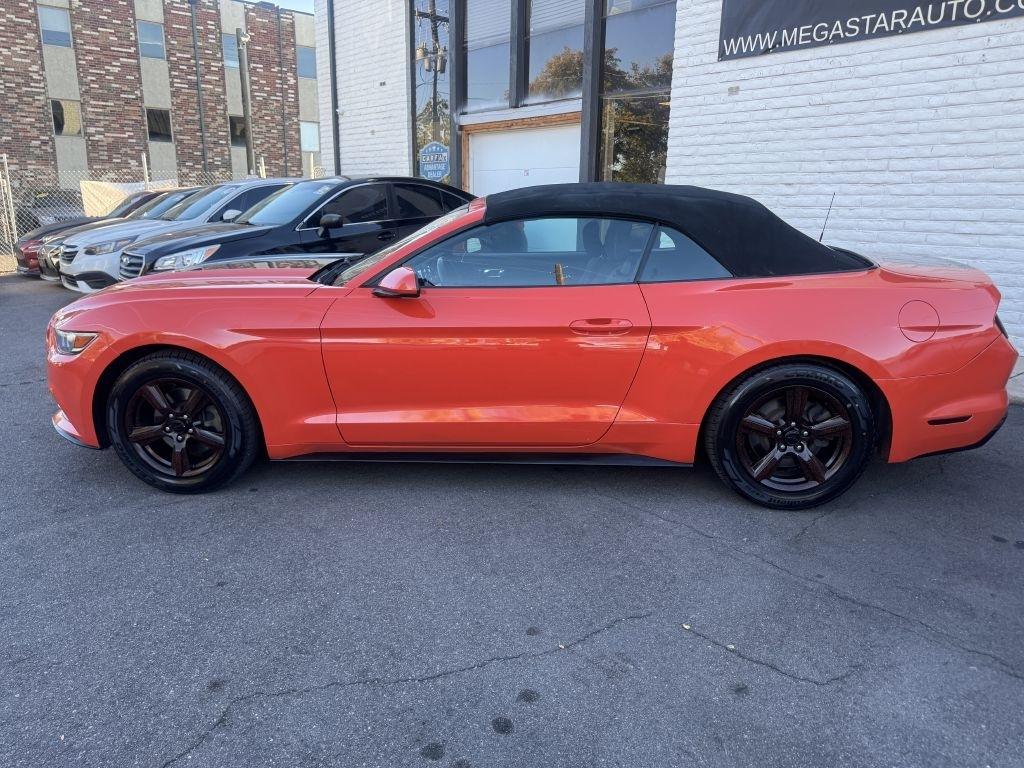Ford Mustang V6 Convertible 2016