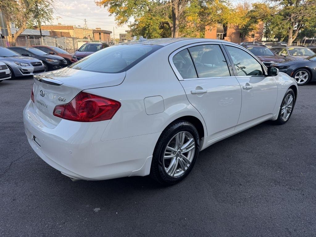 Infiniti G Sedan G37x AWD 2011