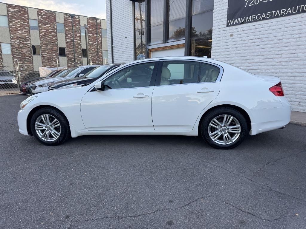 Infiniti G Sedan G37x AWD 2011