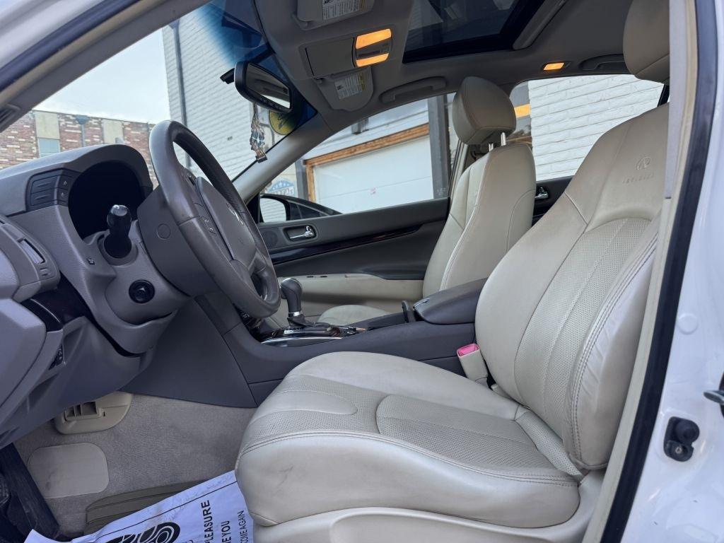 Infiniti G Sedan G37x AWD 2011
