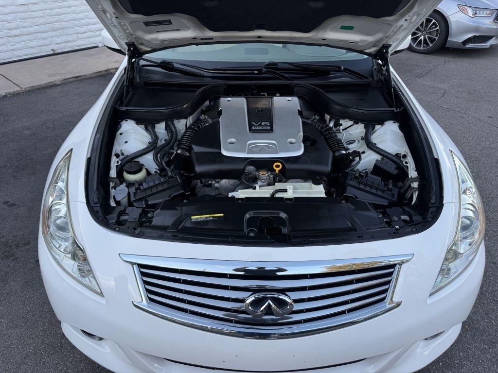 Infiniti G Sedan G37x AWD 2011